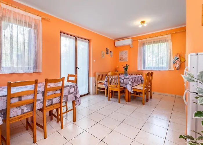 Appartement With Parking Space Baska, Krk - 19585 Baška
