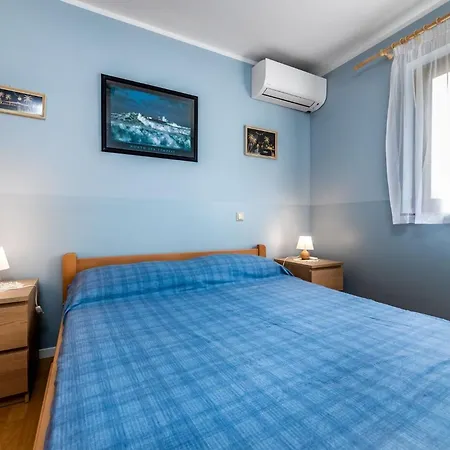 With Parking Space Baska, Krk - 19585 Appartement